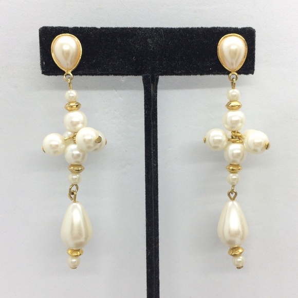 3/$30 VINTAGE 80S RUNWAY FAUX PEARL EARRINGS DROP DANGLE BAUBLE TEARDROP - Picture 9 of 14